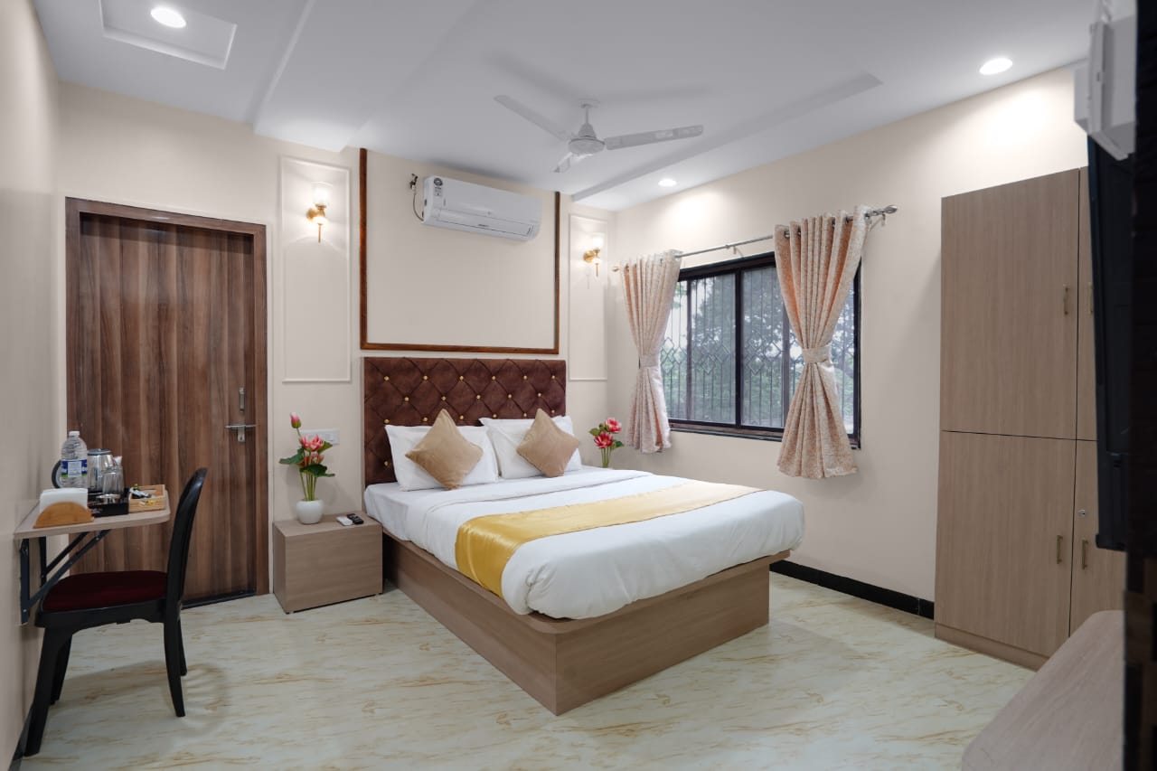 Premium Room at Hotel Royal Comforts